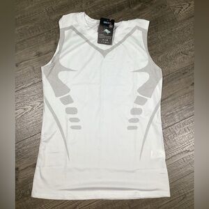 Cool Max Mens White Sleeveless Athletic Shirt Size M Gymwear Workout Stretch NEW